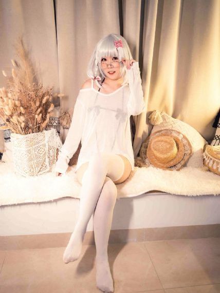 天降女子从2楼掉下了第二季_HD免费高清观看